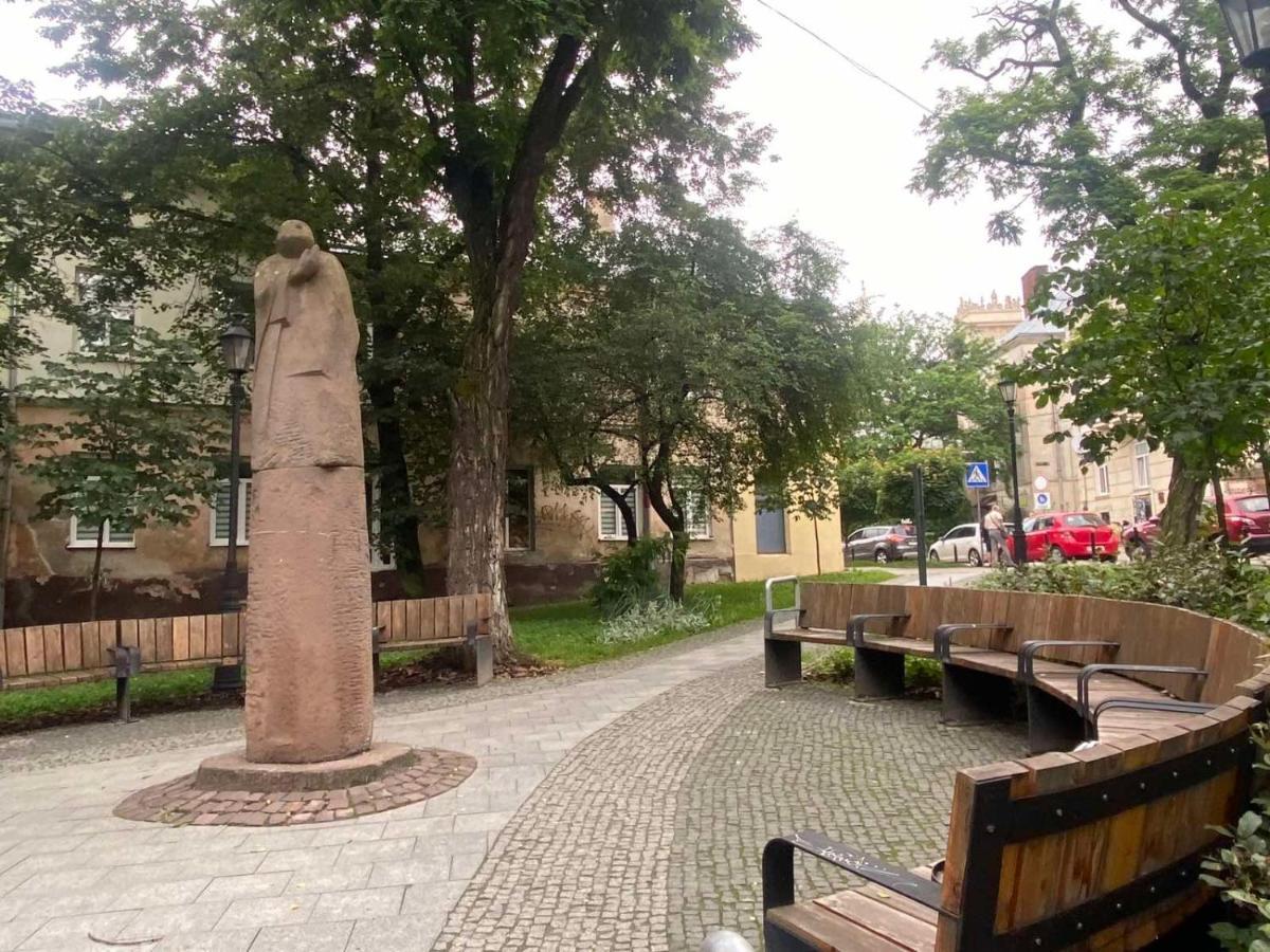 리비프 Вул Краківська 34 Не Далеко Від Ж Д Вокзалу Звітні Документи 아파트 외부 사진